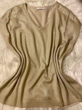 MANGO SUIT Gold Knit V-Neck, Cap Sleeve T-shirt Top Sz M